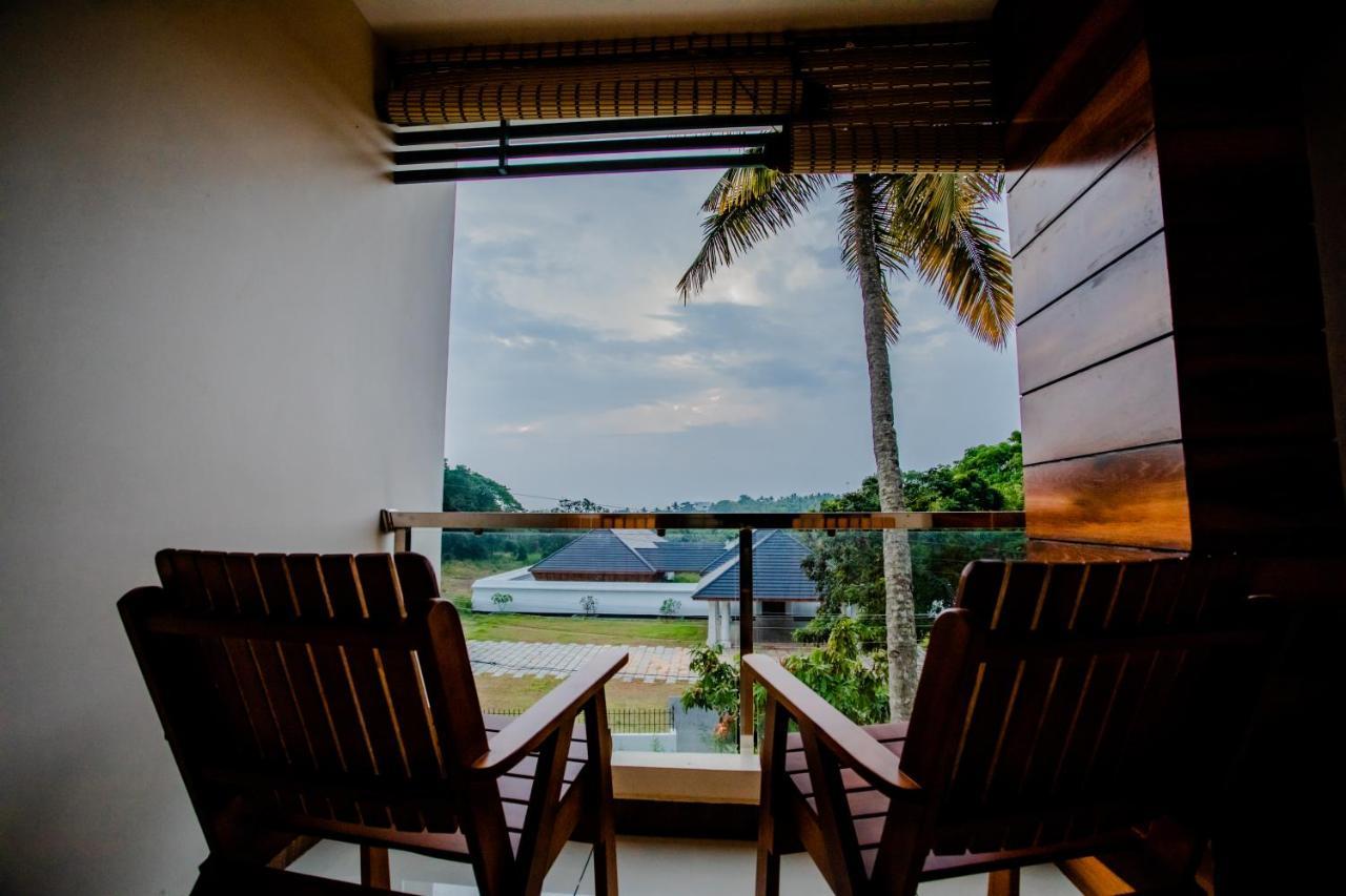 Cliff Way Apartments فاركَالا المظهر الخارجي الصورة