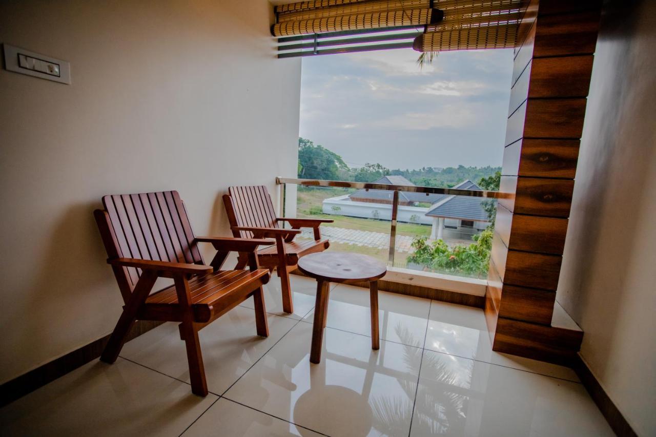 Cliff Way Apartments فاركَالا المظهر الخارجي الصورة