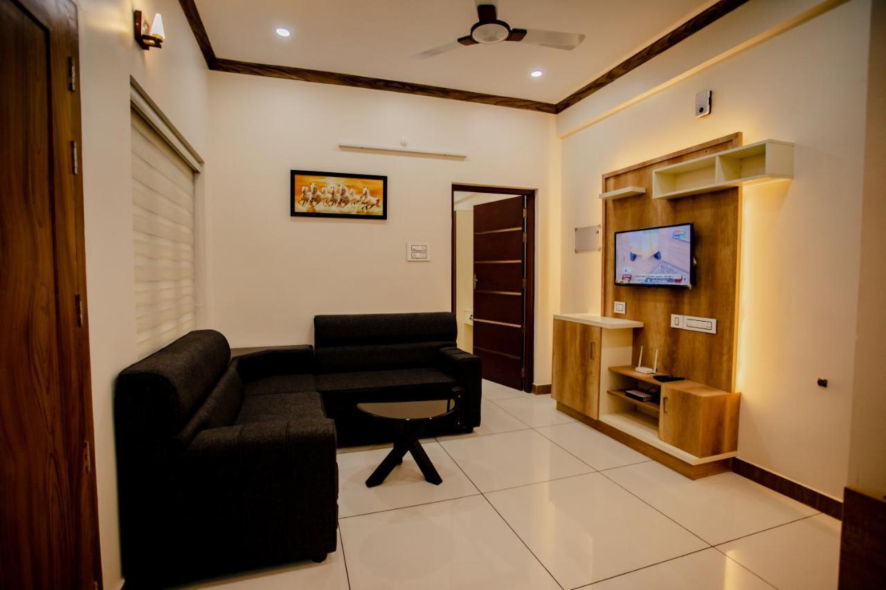 Cliff Way Apartments فاركَالا المظهر الخارجي الصورة