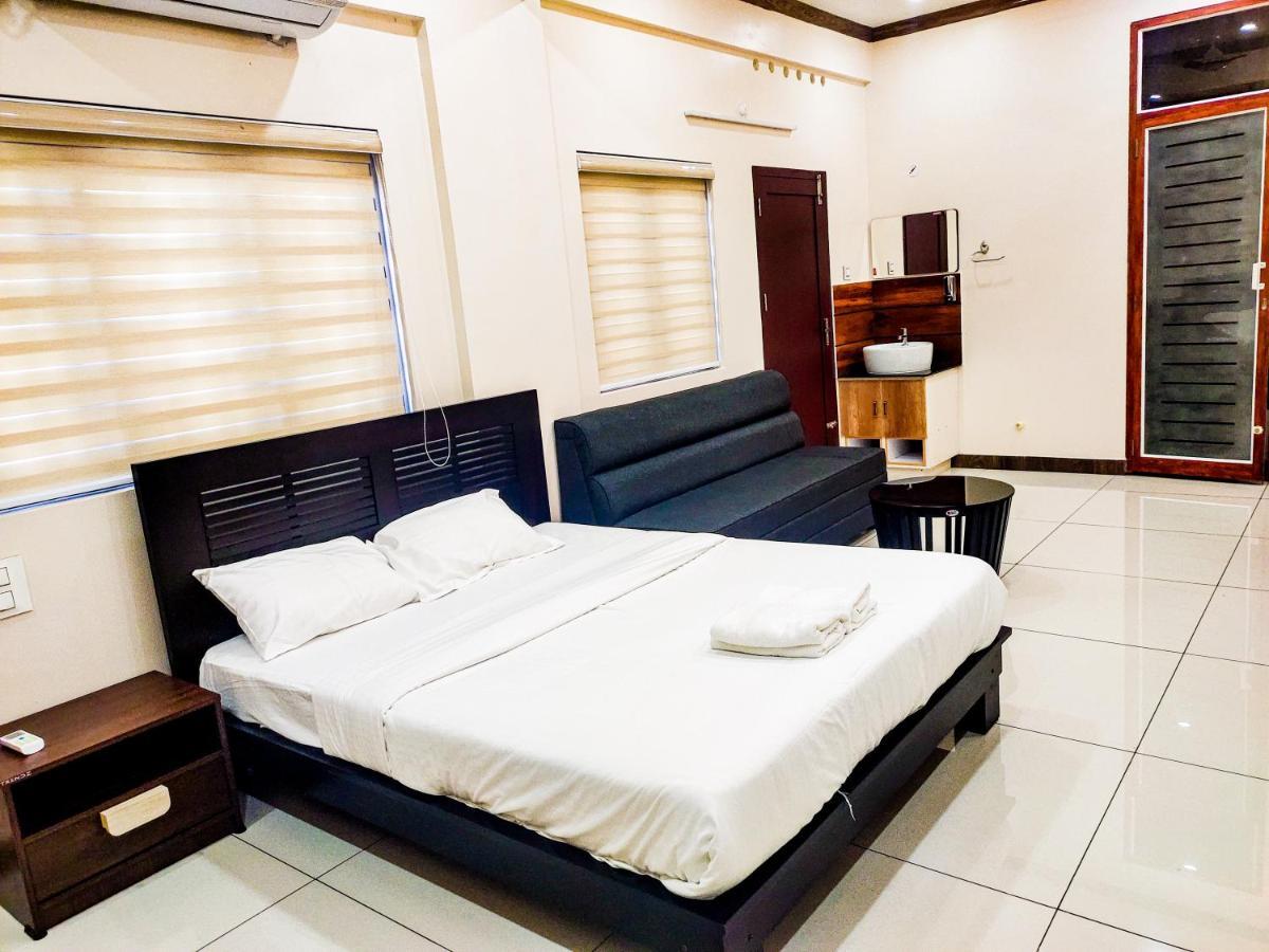 Cliff Way Apartments فاركَالا المظهر الخارجي الصورة